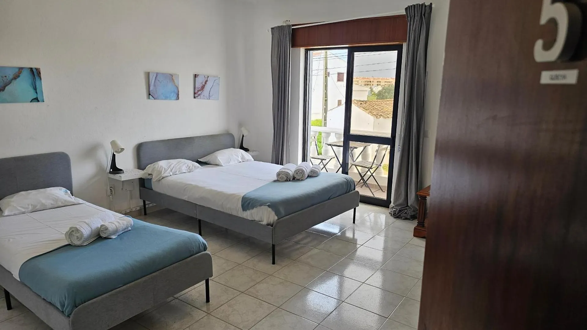 Blife Marya Private Rooms - Airport Stay Distrito de Distrito de Faro Habitación en casa particular