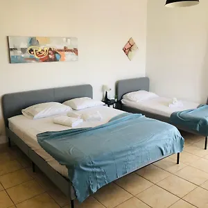Blife Felicya Private Homestay