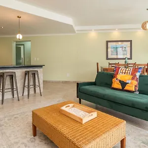 flatrock-apartments.hotels-capetown.com/