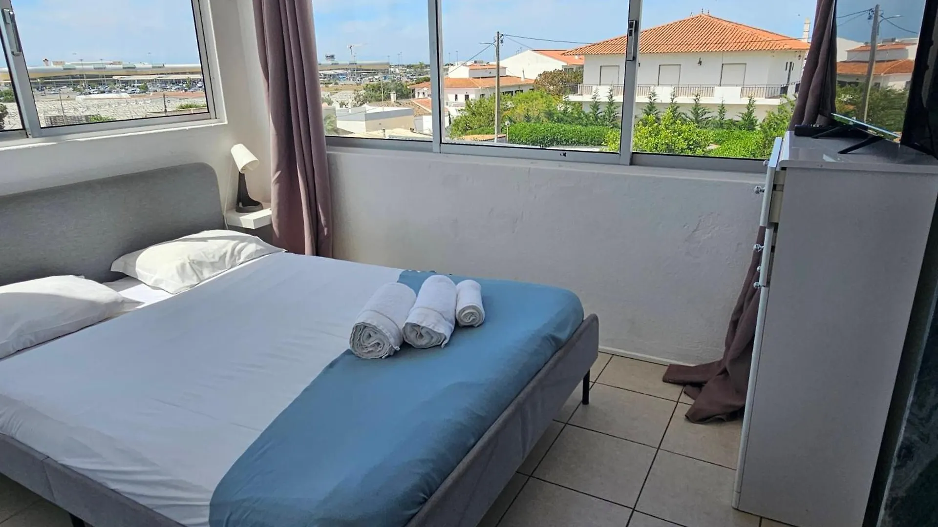 Blife Marya Private Rooms - Airport Stay Faro
